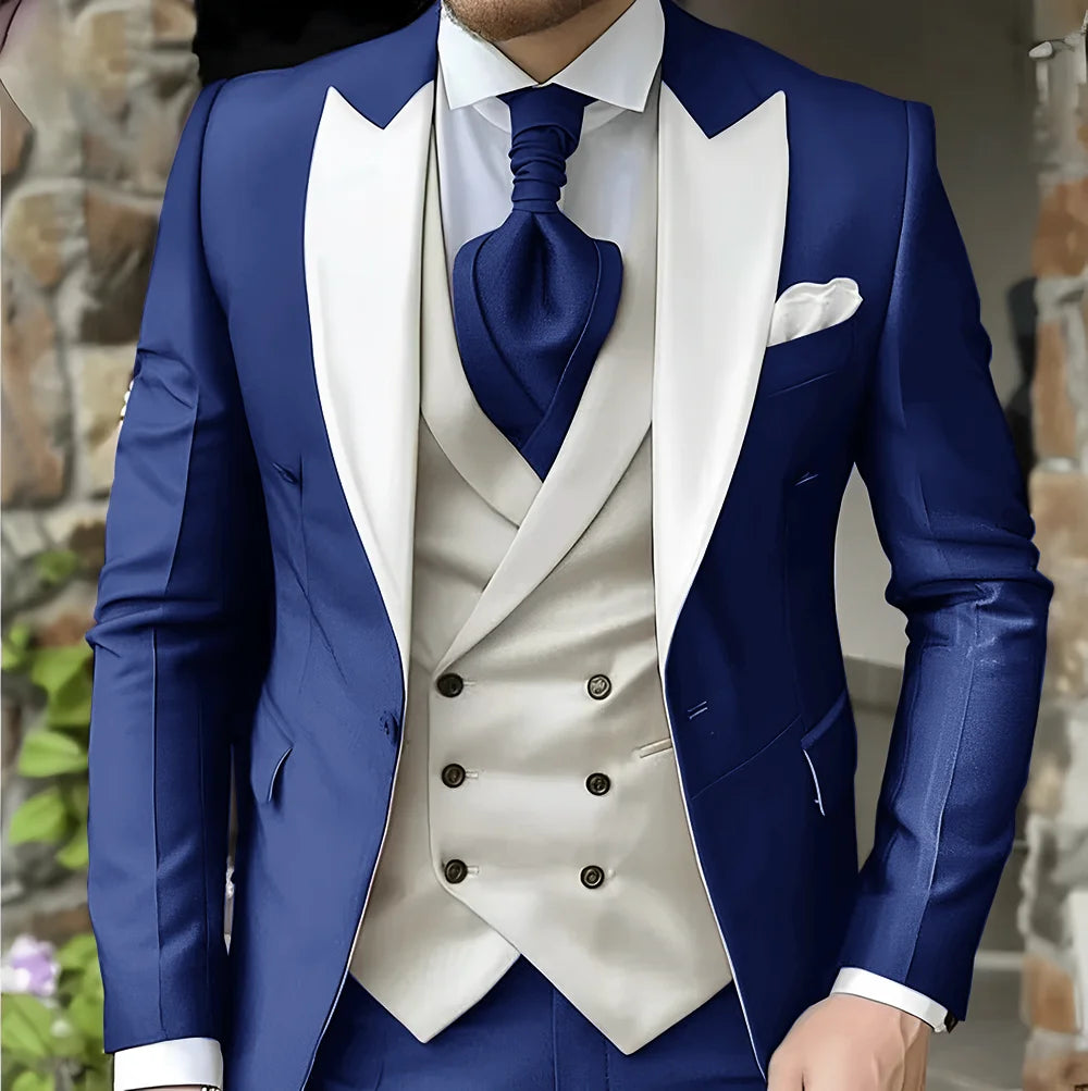 White Classic Men Suit 3 Piece Tuxedo Peaked Lapel Groomsmen Wedding Suits Set Fashion Men Business Blazer Pants Vest